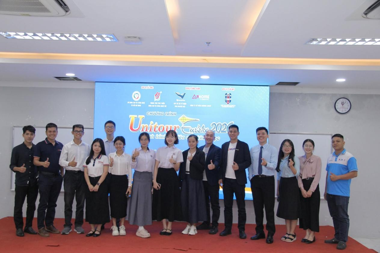 Nhatrovn – Anhome đồng hành cùng UNITOUR Euréka 2026 tại Trường Đại học Ngân hàng TP.HCM