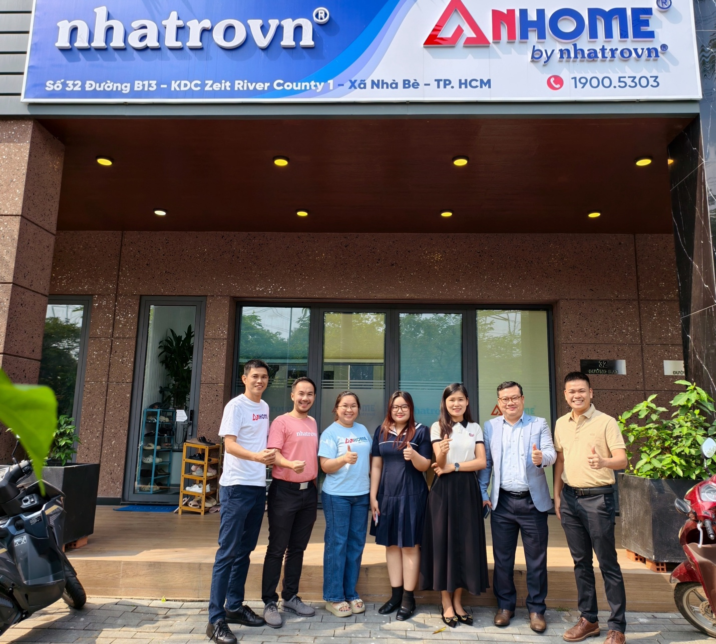 Trung tâm Hợp tác Doanh nghiệp UEF tham quan tại Nhatrovn