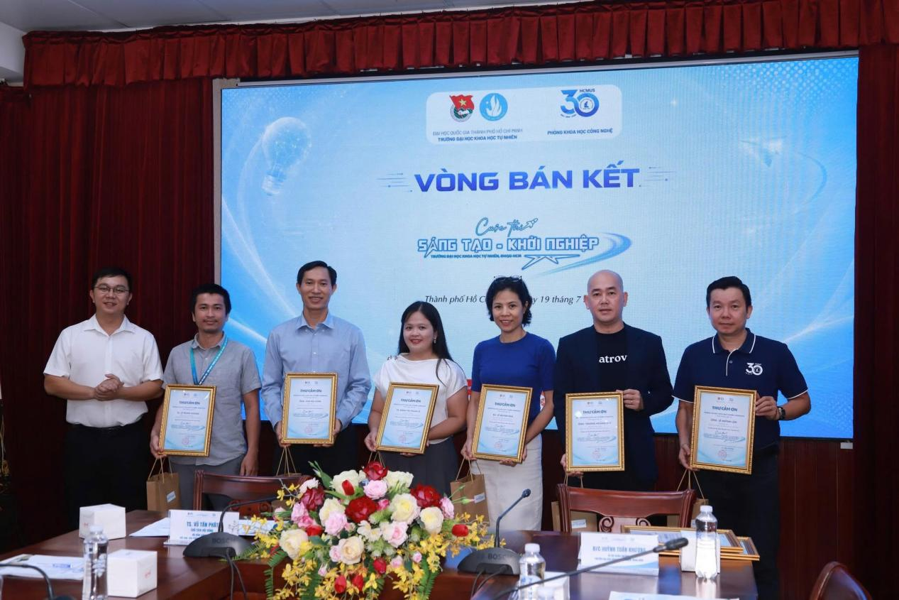 Nhatrovn - Anhome đồng hành cùng Vòng Bán kết Cuộc thi Sáng tạo - Khởi nghiệp tại Trường Đại học Khoa học Tự nhiên, ĐHQG-HCM